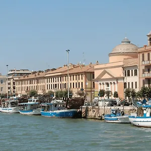 On The Da Gianni , Fiumicino Italy
